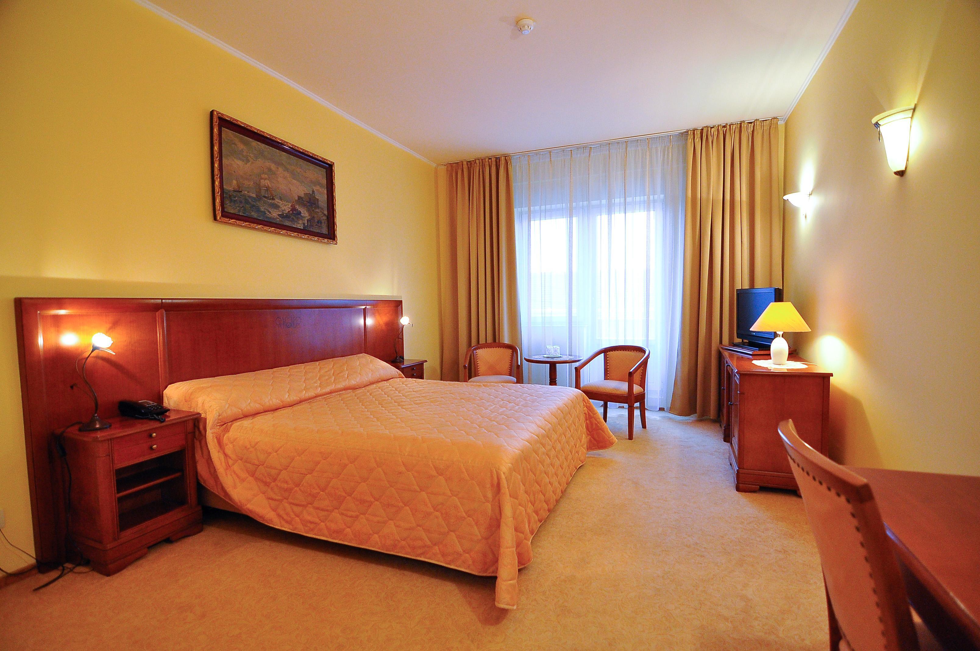 Hotel Maxim Oradea Eksteriør bilde